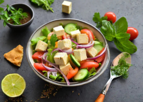 Paneer Green Salad